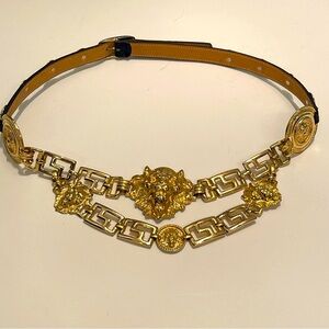 1990s Black Leather Goldtone Greek Key chain Belt with Lion and Medusa medallion